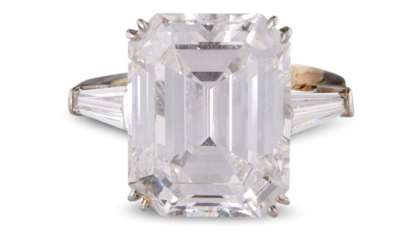 News Round Up 16 Carat Diamonds A 10 Million Dollar Engagement Ring More Sparkly Find Your Ringspiration